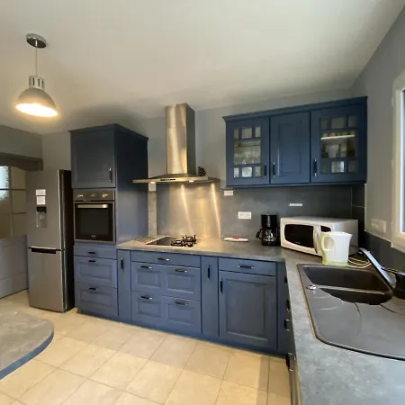 בית נופש Confortable A Fouras, Proche Mer, 3 Chambres, Terrasse, Jardin, Wifi - Fr-1-709-59 פוראס