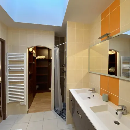 בית נופש Confortable A Fouras, Proche Mer, 3 Chambres, Terrasse, Jardin, Wifi - Fr-1-709-59