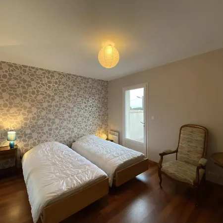 Confortable A Fouras, Proche Mer, 3 Chambres, Terrasse, Jardin, Wifi - Fr-1-709-59 בית נופש